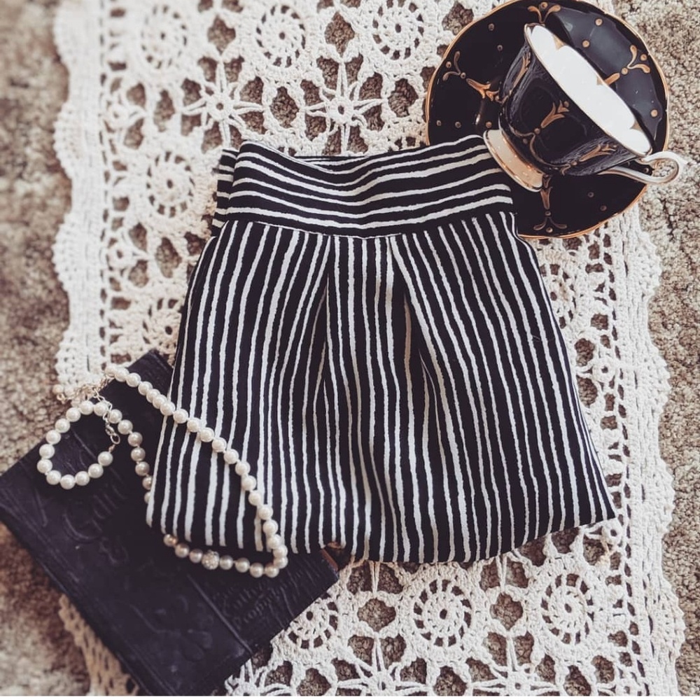 YaYa Nom de Plume Mini Skirt